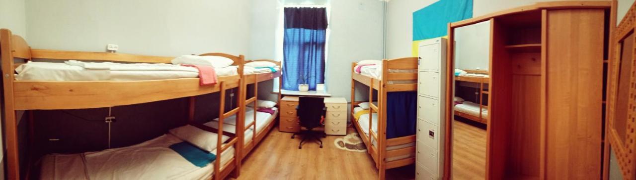 Future Maidan Hostel Киев Екстериор снимка